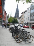 ilyen tároló van minden sarkon