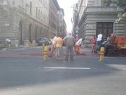 a kereszteződésekben piros