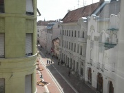 Kölcsey utca már autó nélkül. 