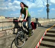 Ugrató a kereszteződésbe  Fotó: index.hu/Földes András